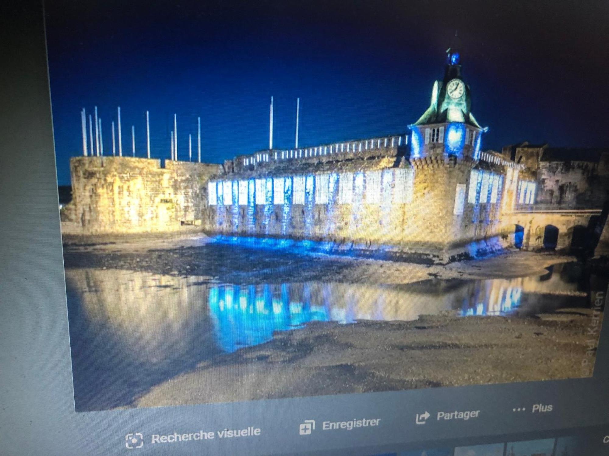 Loue Tres Bel App 75 M2 Deco Modern 150 M Port- Ville Close-Halles-Marche 15Mn Concarneau Exteriör bild